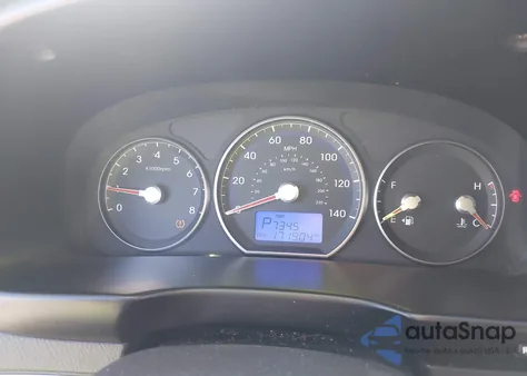 2011 Hyundai Santa Fe Se z USA, uszkodzony, nr VIN 5XYZH4AG7BG019791